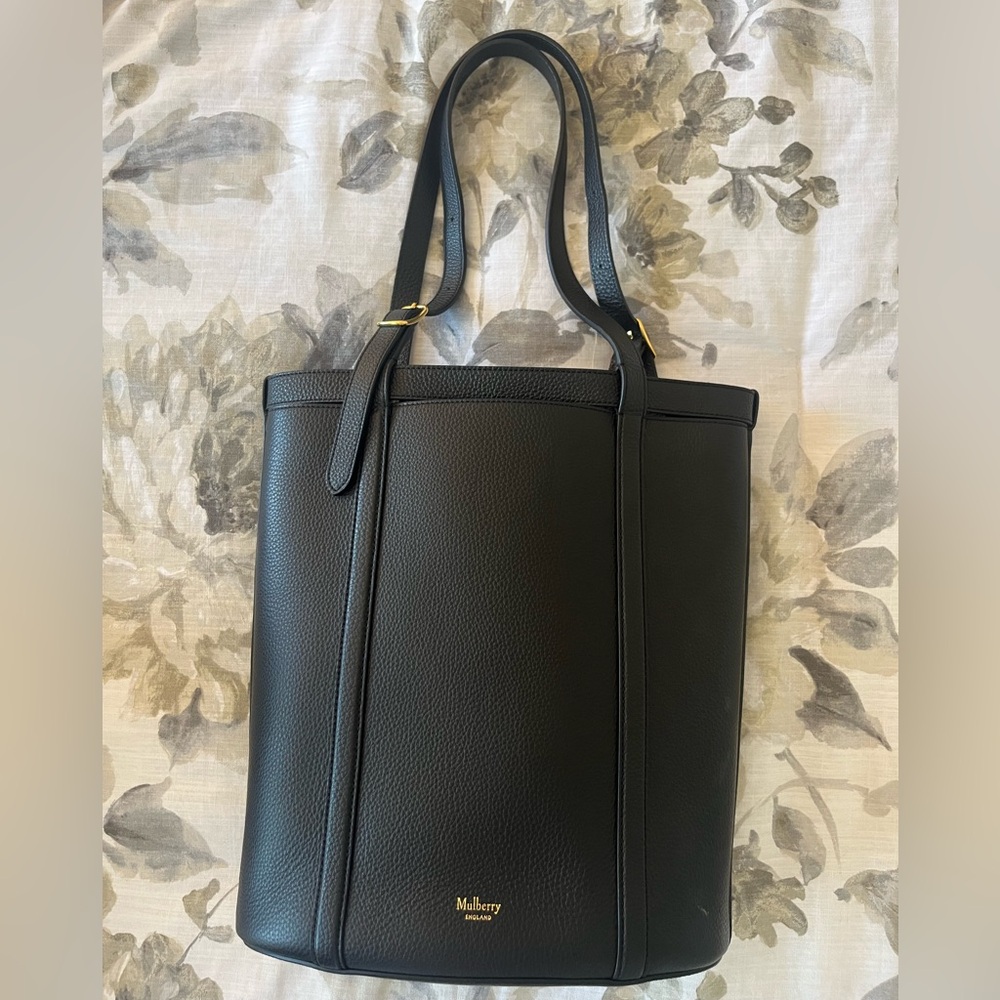 Mulberry Wilton Leather Bucket Bag with Gold Hardware